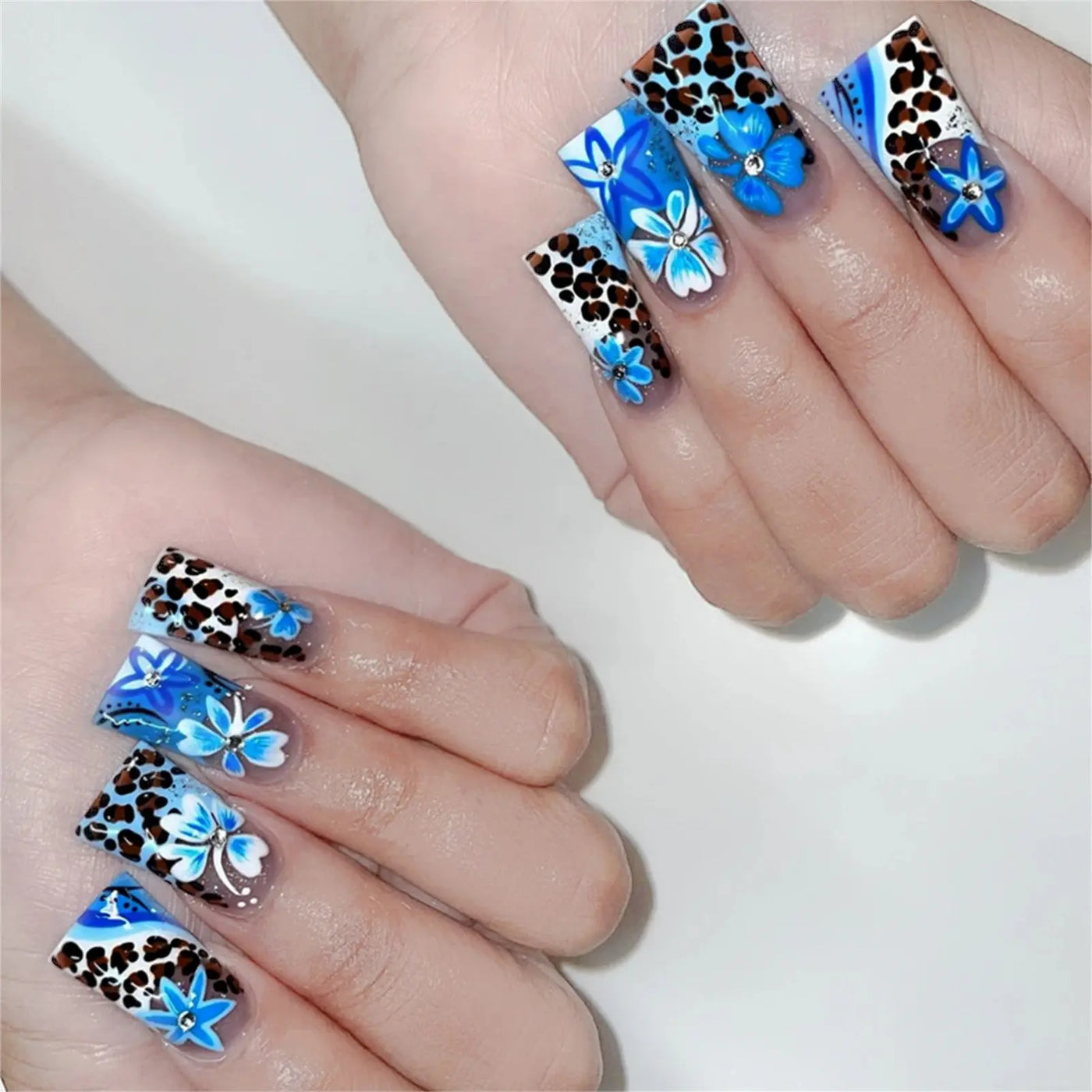 24Pcs Pink French Style Fake Nails 3D Bowknot Designs Short Square Press on Nails Sweet Korean Fashion False Nail for Women Girl Makeup art
