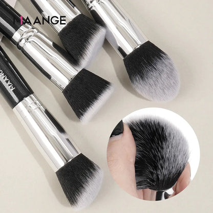 MAANGE 4Pcs Makeup Brushes with Case Foundation Concealer Powder Makeup Brush Soft Dense Bristles Big Cosmetic Brushes Beauty Makeup art