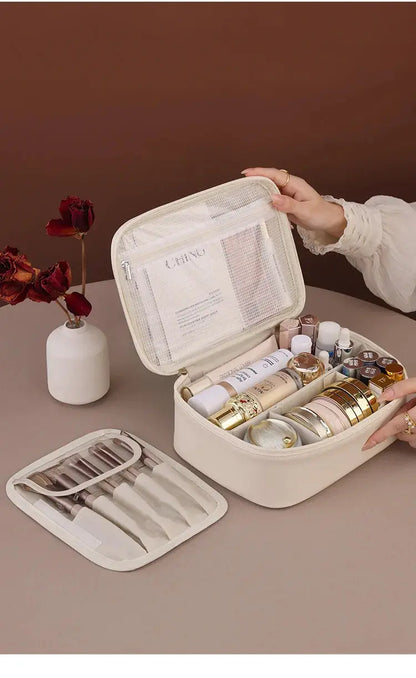 New Women's Cosmetic Bag Portable Storage Bag Large Capacity Luxury Makeup Bag Travel Organizer Essentials Toiletry Bags Makeup art