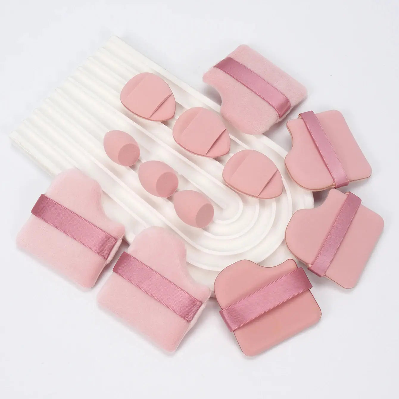 12-Piece All-Purpose Makeup Sponge Set, Made of 3 Loose Powder Puffs, 3 Mini Air Cushion Puffs, 3 Beauty Eggs and 3 Mini Beauty Makeup art