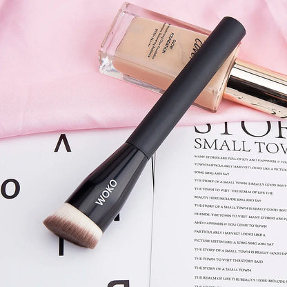 Flat Top Foundation Makeup Brushes Flat Angled Synthetic Hair Face Contour Foundation Liquid Cream Bronzer Buffing Makeup Tool Makeup art
