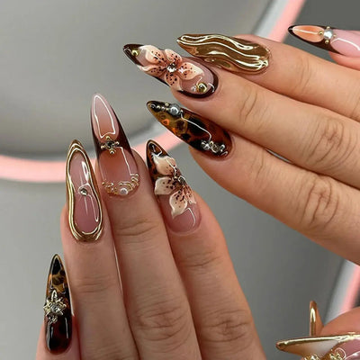 24Pcs Gold Ripple Brown Flowers False Nails with Rhinestones Pearl Design Wearable Almond False Nails Full Cover Press on Nails Makeup art