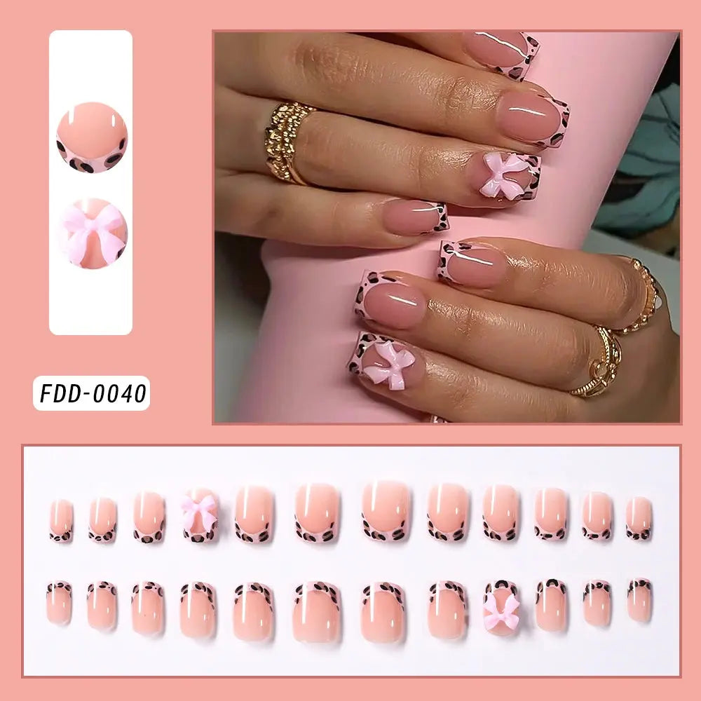 24Pcs Gold Ripple Brown Flowers False Nails with Rhinestones Pearl Design Wearable Almond False Nails Full Cover Press on Nails Makeup art