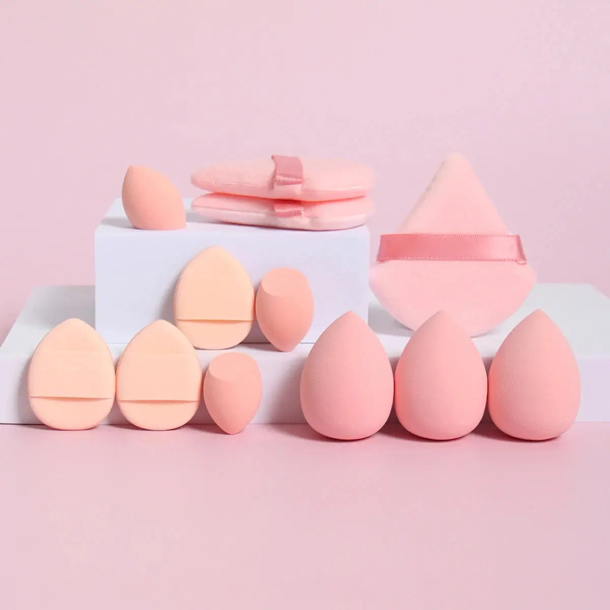 12-Piece All-Purpose Makeup Sponge Set, Made of 3 Loose Powder Puffs, 3 Mini Air Cushion Puffs, 3 Beauty Eggs and 3 Mini Beauty Makeup art